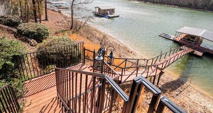 Generations Cove: 7 BR, 3.5 BA House in Cullman, Sleeps 19