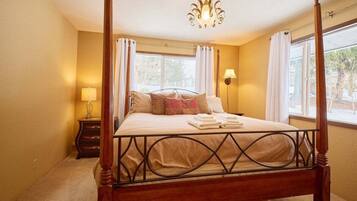 4 bedrooms, iron/ironing board, travel cot, free WiFi