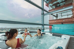 Hot springs - Aarya Hotel and Spa - Eternal Heritage (Kathmandu)