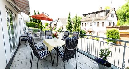 'Doppelzimmer Zuzüglich Schlafraum' mit Privatterrasse und Wi-Fi