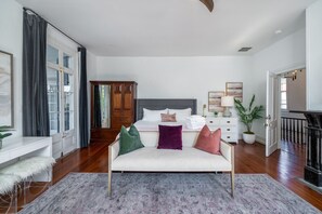 8 chambres, bureau, fer et planche à repasser, Wi-Fi gratuit