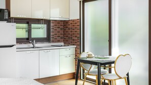 Basic Room, 1 Bedroom (Bichon 202) | 1 bilik tidur, Wi-fi percuma 