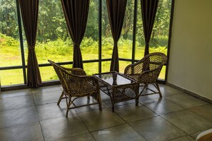 Living area - Tree Paradise Resort (Ankola)