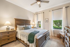 3 Schlafzimmer, Schreibtisch, Bügeleisen/Bügelbrett, kostenloses WLAN