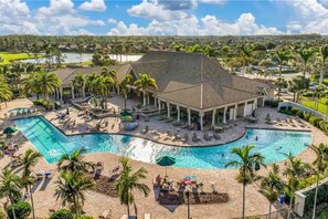 Beheizter Pool