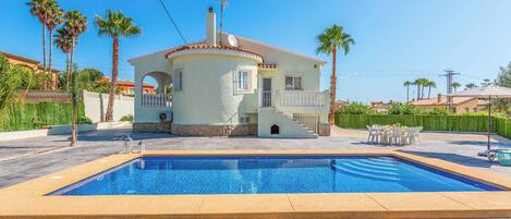 Villa (3 Bedrooms) | Exterior