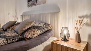 1 slaapkamer, een strijkplank/strijkijzer, gratis wifi, beddengoed