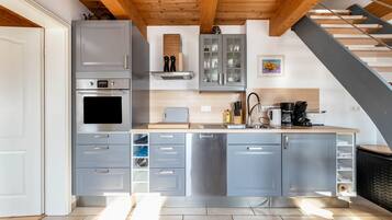 Kühlschrank, Ofen, Herdplatte, Geschirrspüler