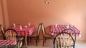 Restaurant - Hillview Heights Haven Guest & Hotel (Webuye)