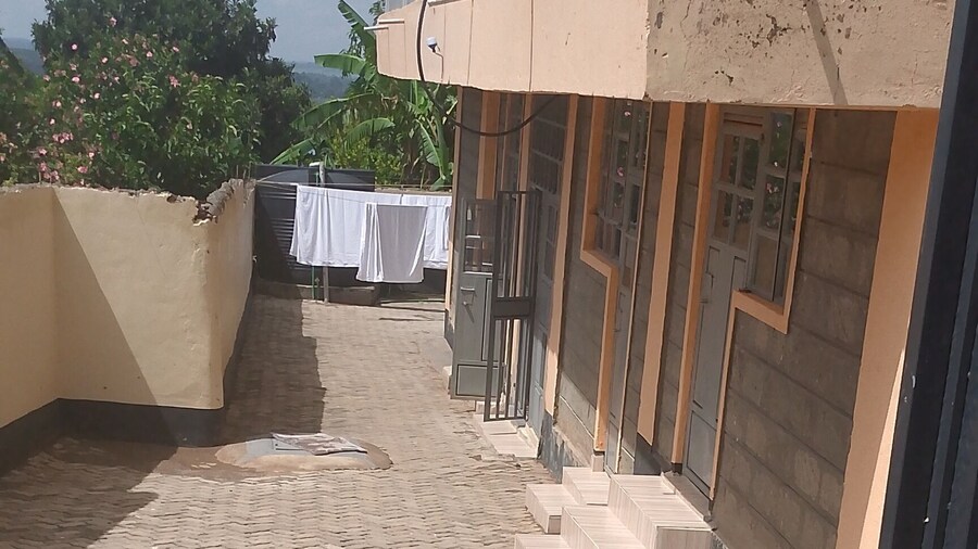 Hillview Heights Haven Guest & Hotel