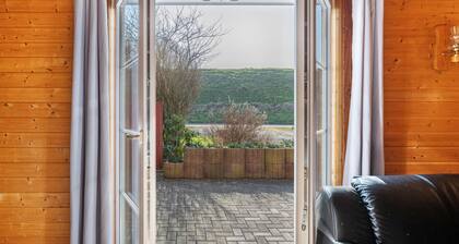 Apartment 'Blockhaus An Der Nordsee' with Private Terrace, Private Garden and Wi-Fi