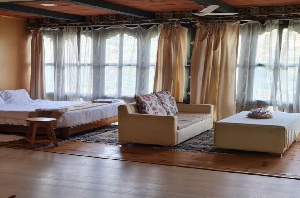 Standardværelse med dobbeltseng eller 2 enkeltsenge - balkon - udsigt til flod | Opholdsområde