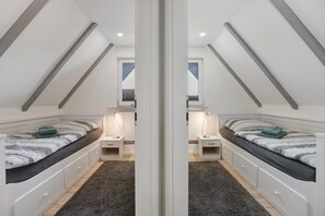 3 bedrooms, free WiFi, bed sheets