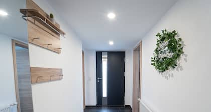 Apartment 'Ferienwohnung Sunny' with Mountain View and Wi-Fi