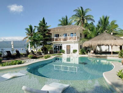 Avila's Horizon Dive Resort Santander