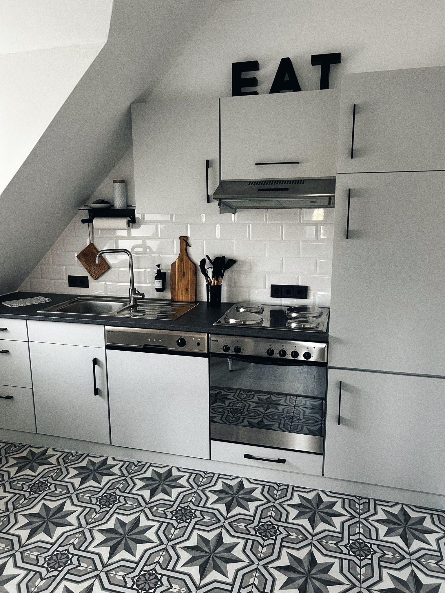 冰箱、烤箱、炉灶、洗碗机