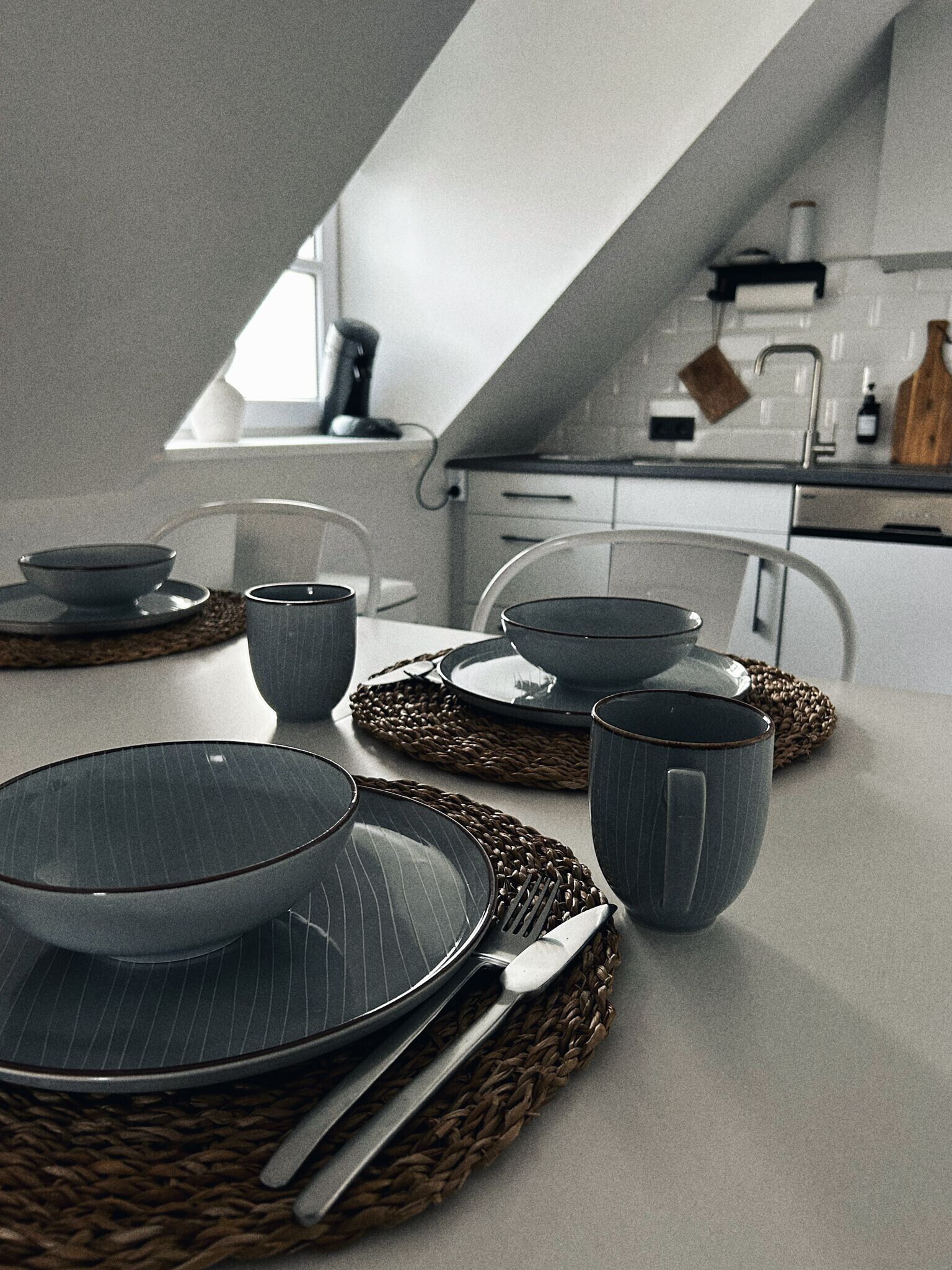 Kylskåp, ugn, spishäll och diskmaskin