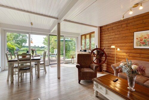 Holiday Home Schleiblick with Barrel Sauna, Private Terrace and Wi-Fi