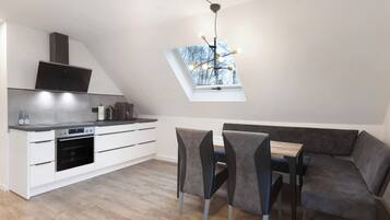 Køleskab, ovn, kogeplade, opvaskemaskine