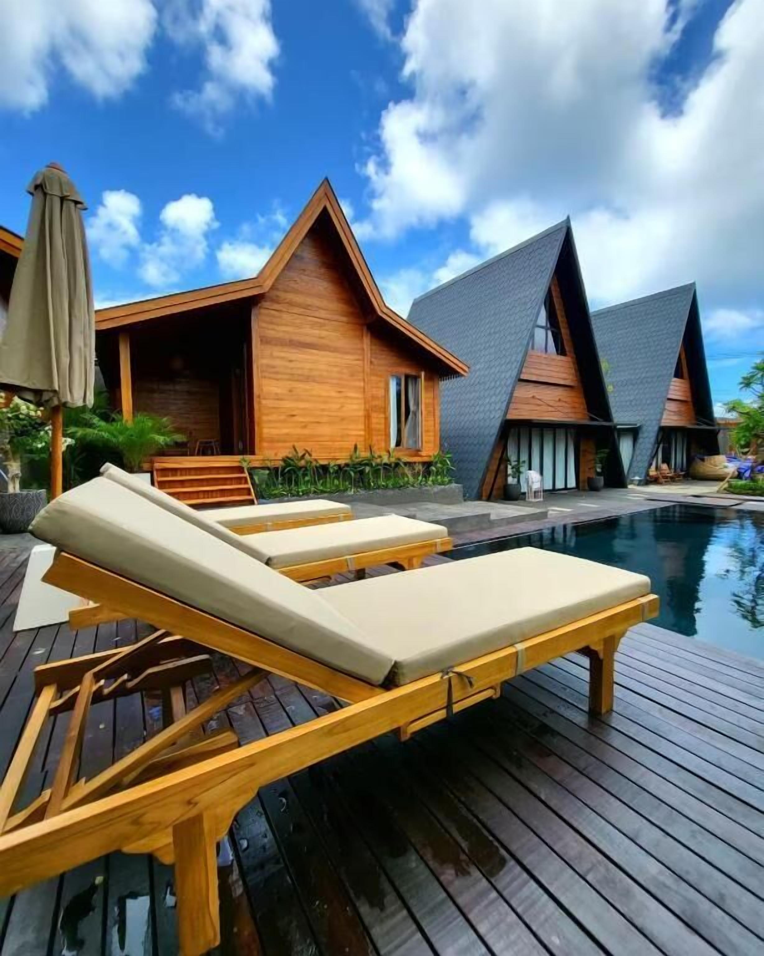 Outdoor pool, pool umbrellas, pool loungers