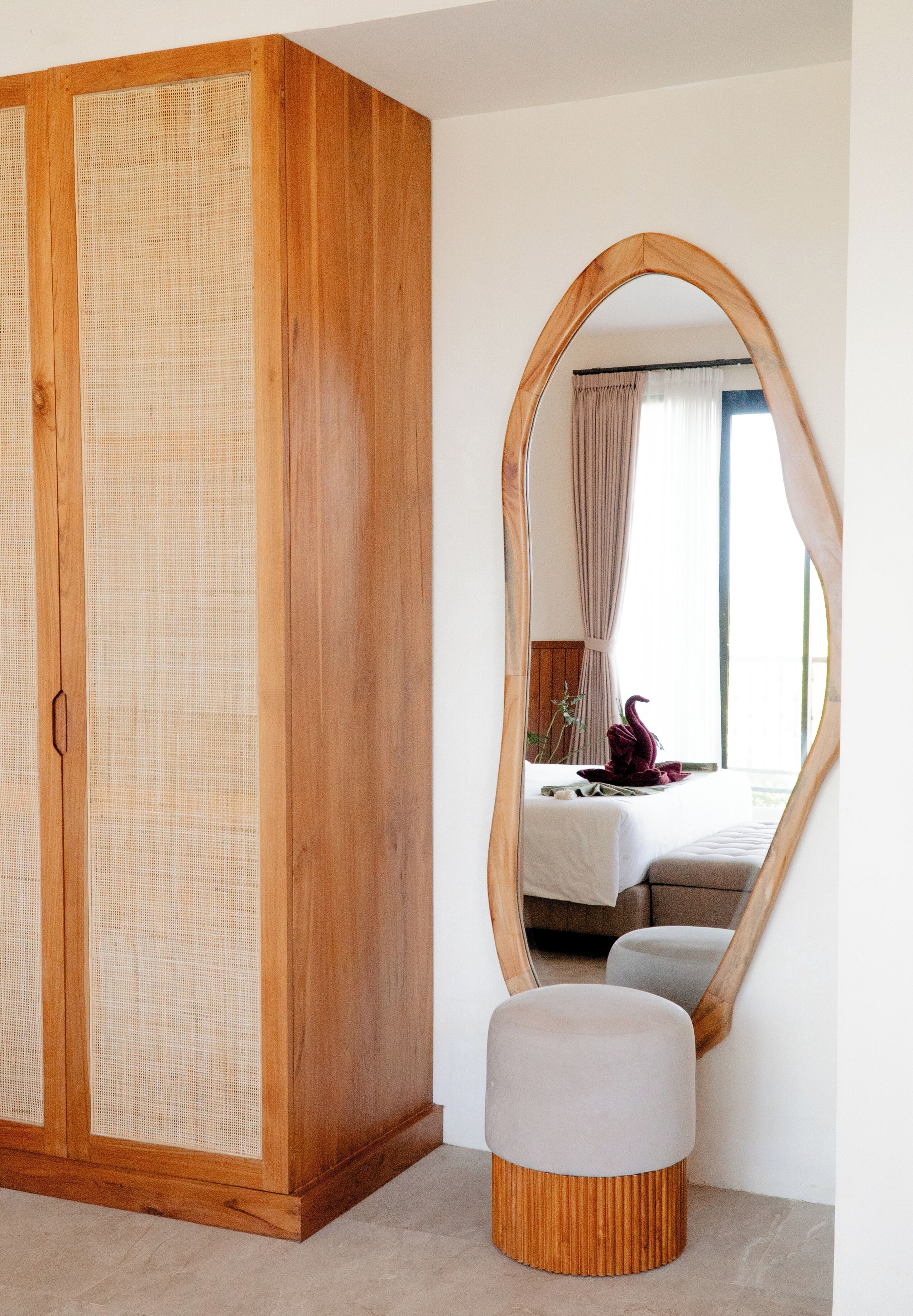 Studio, Balcony, Partial Ocean View | Interior