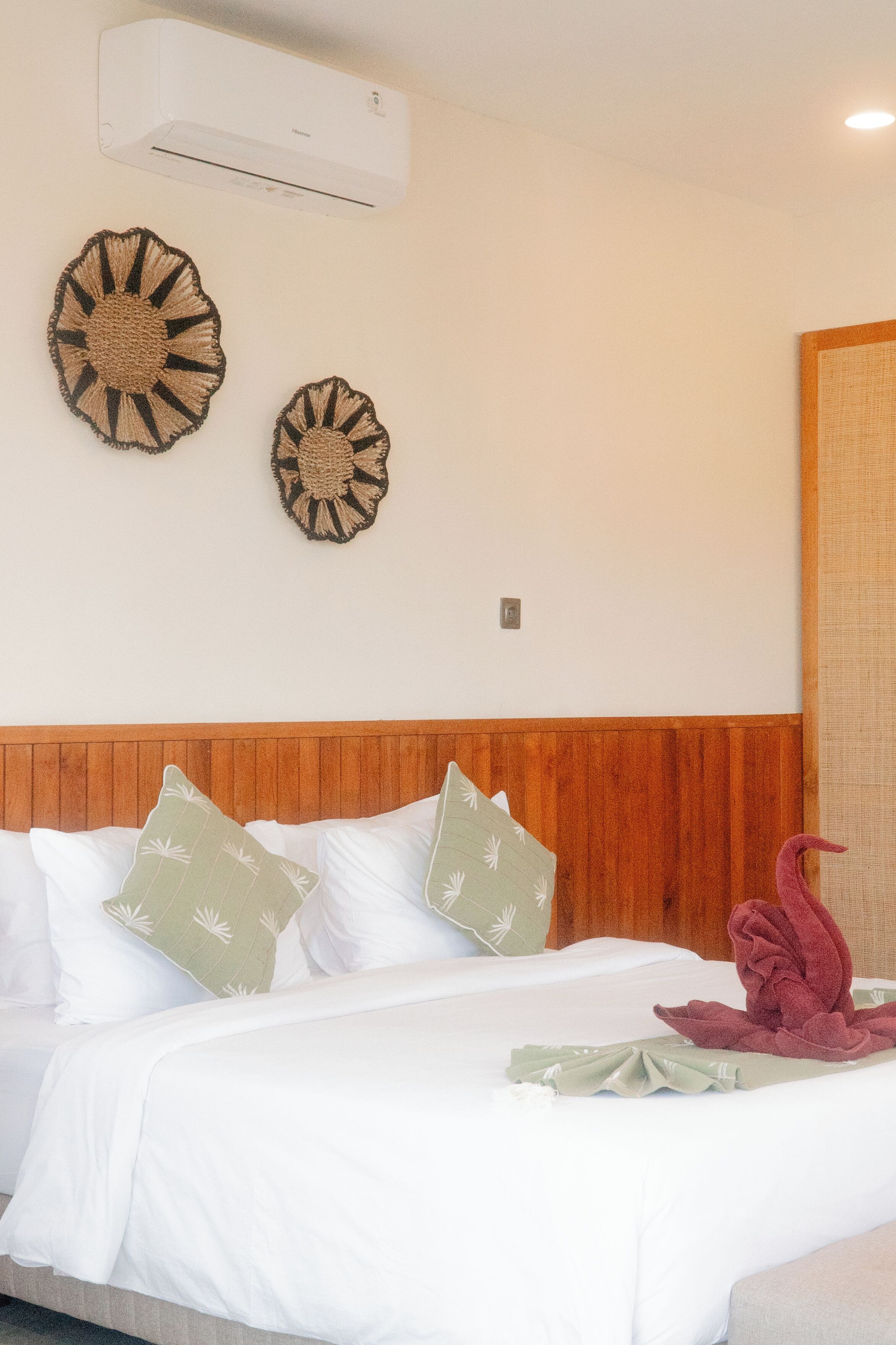 Studio, Balcony, Partial Ocean View | 1 bedroom, in-room safe, desk, laptop workspace