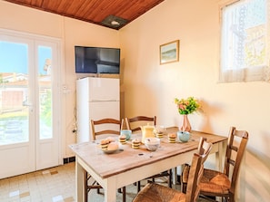 Dining - Trait d'Union by Interhome (Mimizan)
