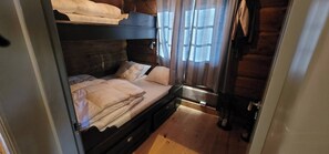 Cabane, 4 chambres