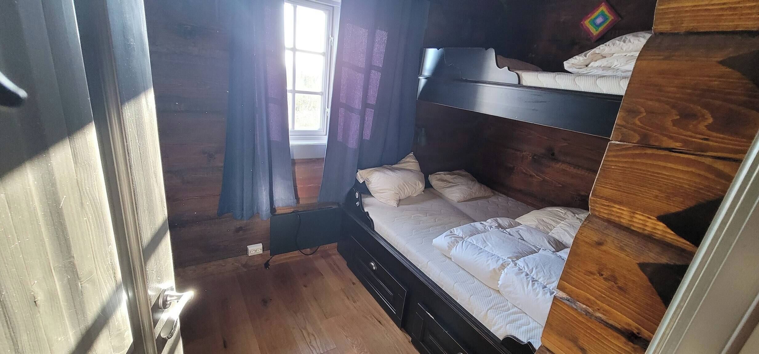 Cabin, 4 Bedrooms | 3 bilik tidur 