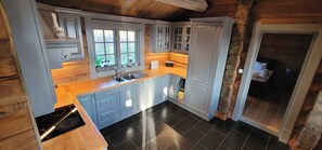 Cabin, 4 Bedrooms | Interior