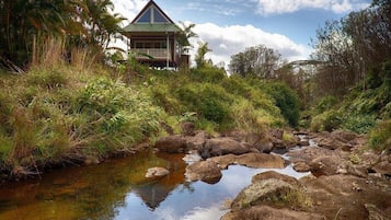 Family Cottage, Lanai, Waterfall View | Esterni
