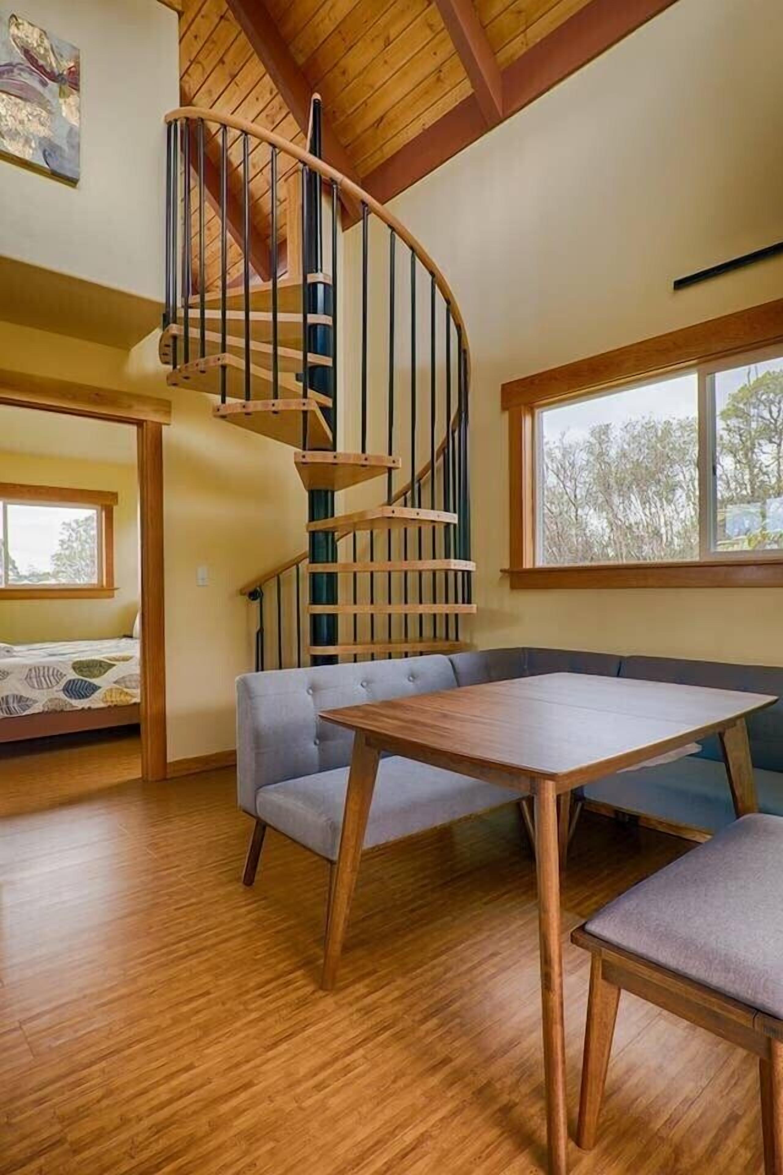 Family Cottage, Lanai, Waterfall View | WiFi (無料)
