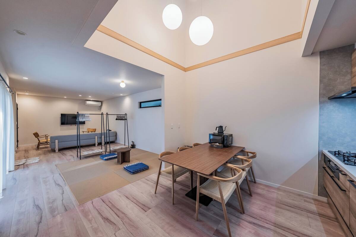 บ้านคอมฟอร์ท, 5 ห้องนอน, ปลอดบุหรี่ | ผ้าม่านกันแสง, ห้องเก็บเสียง, Wi-Fi ฟรี