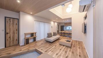 Comfort House, 5 Bedrooms, Non Smoking | 5 bedrooms, blackout curtains, free WiFi