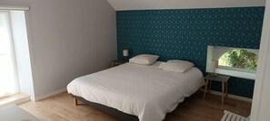 3 chambres, bureau, Wi-Fi, draps fournis