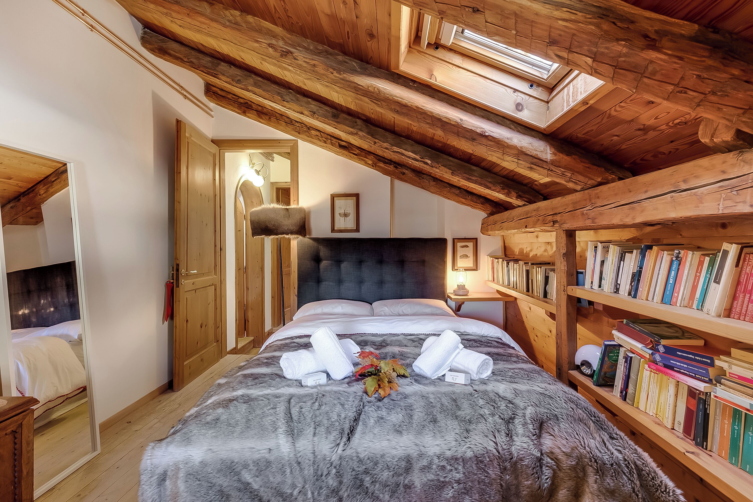 Casa familiar, varias habitaciones, 2 baños (La Baita 1800 Ski In Ski Out) | 4 habitaciones, espacio para trabajar con laptop y wifi gratis 