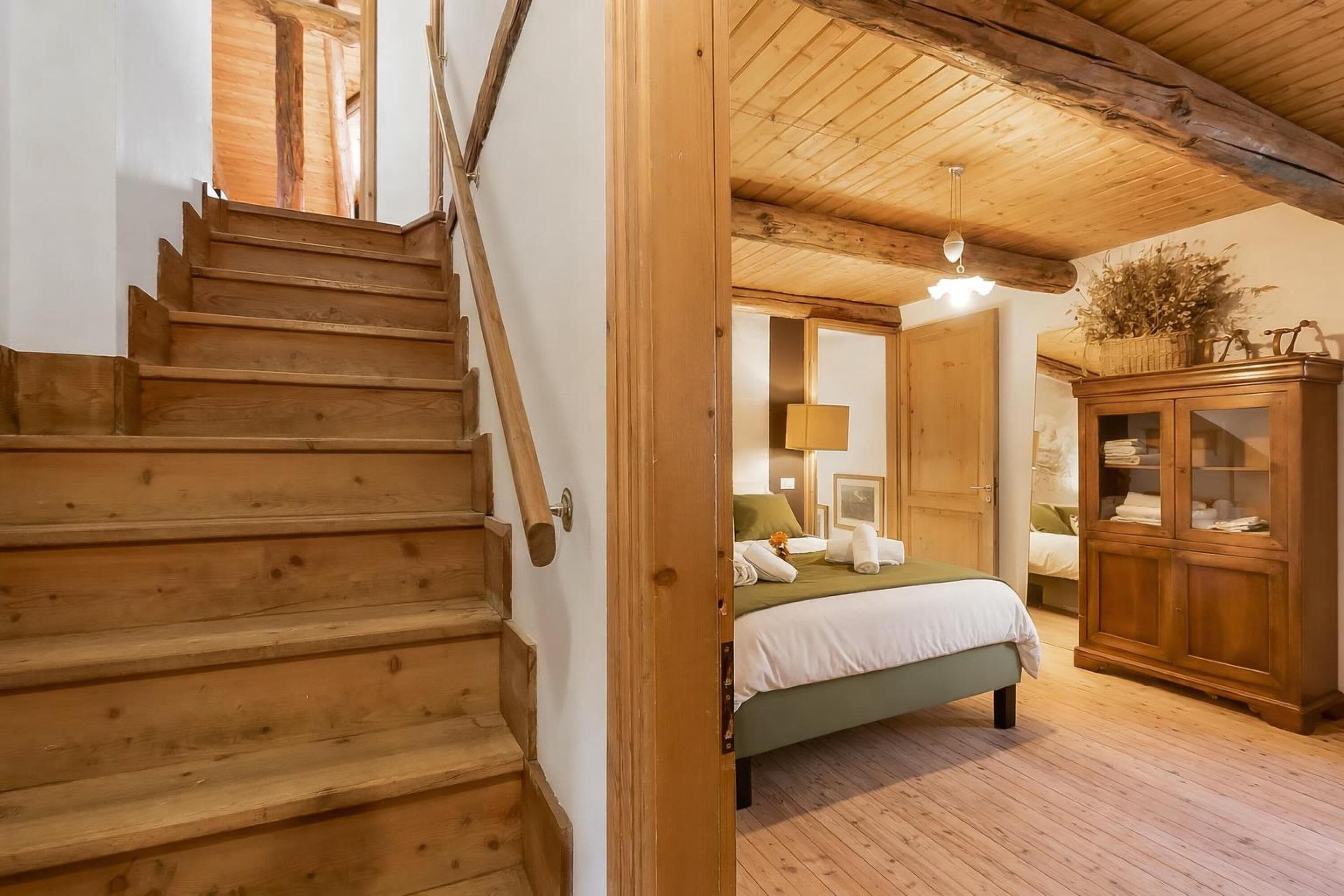 Family House, Multiple Bedrooms, 2 Bathrooms (La Baita 1800 Ski In Ski Out) | 4 bedrooms, laptop workspace, free WiFi, bed sheets