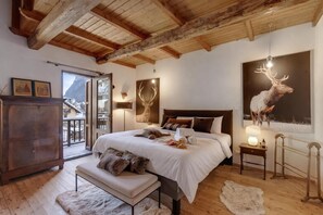 Rumah Keluarga, beberapa kamar, 2 kamar mandi (La Baita 1800 Ski In Ski Out) | 4 kamar tidur, ruang kerja ramah laptop, Wi-Fi gratis, dan seprai linen