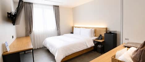 Deluxe Double Room, City View