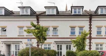 Town center white house