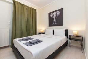 2 室のベッドルーム、アイロン / アイロン台、旅行用ベビーベッド、WiFi (無料)