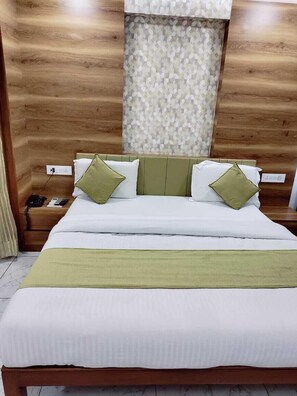 Family Studio Suite - HOTEL PRUDENT - Vadodra (Vadodara)