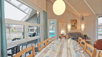 House | Dining