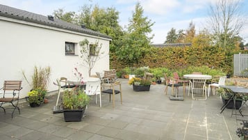 House | Dining
