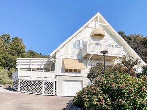 House | Exterior