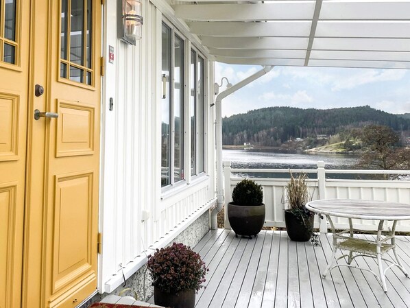 House | Exterior - 5 Star Holiday Home in Uddevalla (Uddevalla)