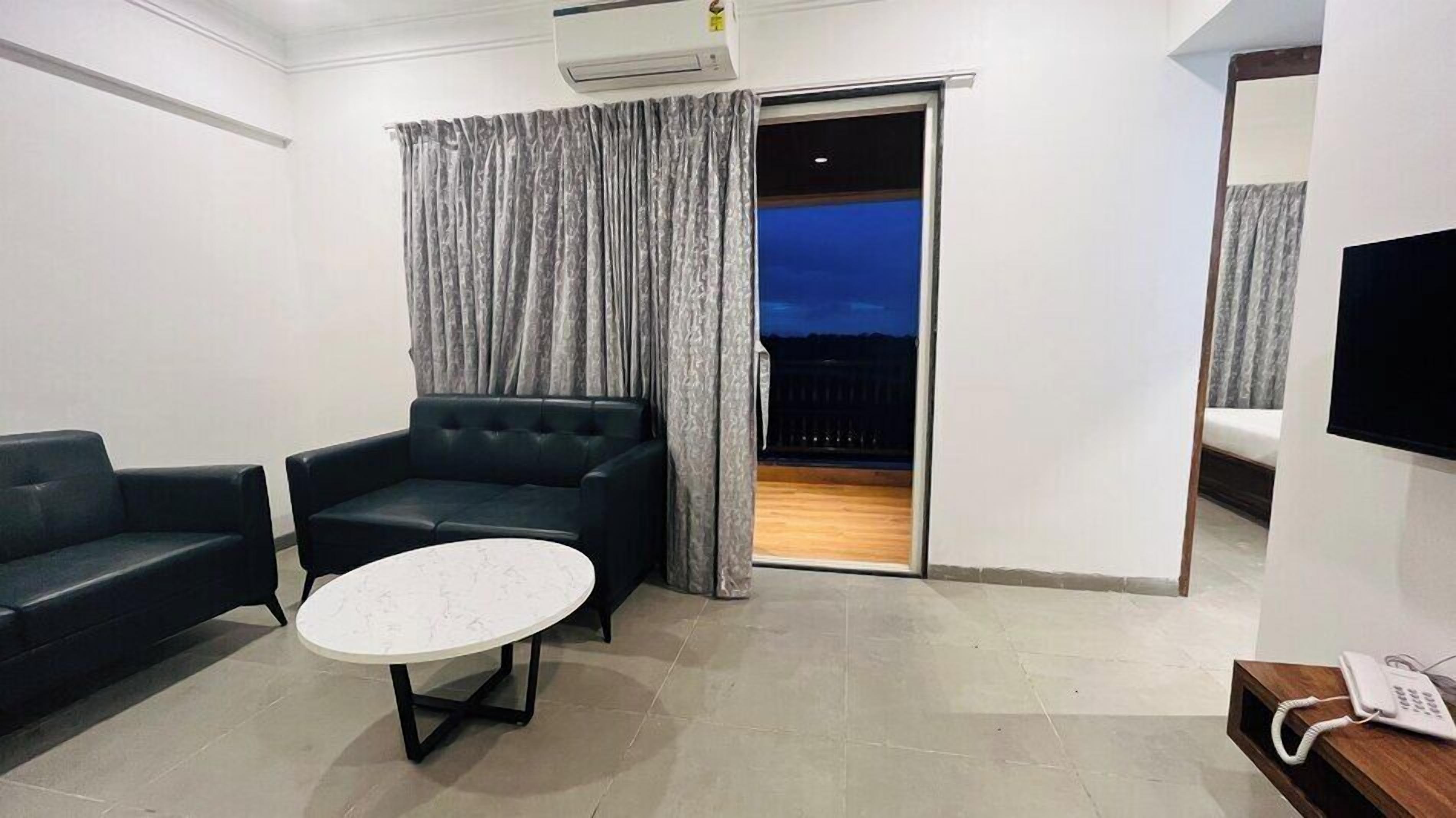 华丽开间套房, 城市景观 | 熨斗/熨衣板、免费 WiFi、床单