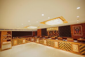 Banquet hall
