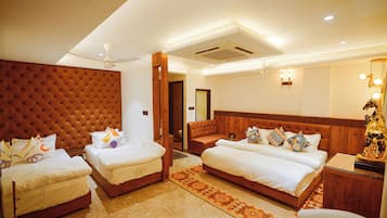 Luxury Double Room | Free WiFi