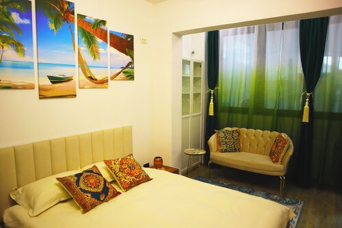 3-bedroom house in charming București with AC, WiFi